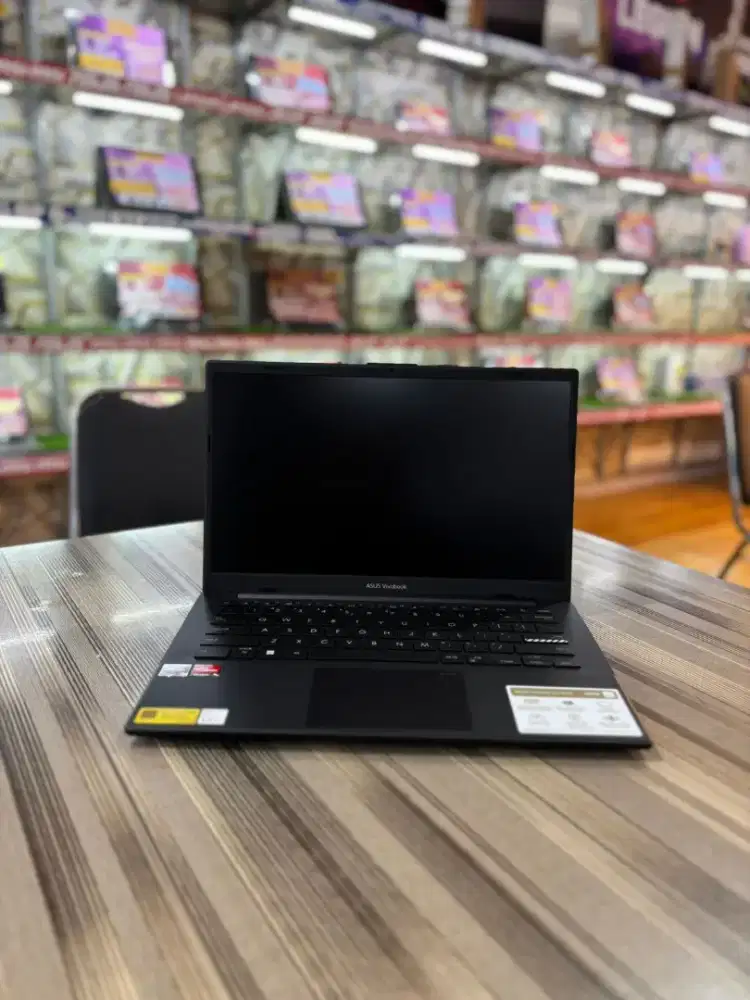 BISMILLAH READY LAPTOP NEW
ASUS VIVOBOOK E1404FA RYZEN 3 Terbaru
