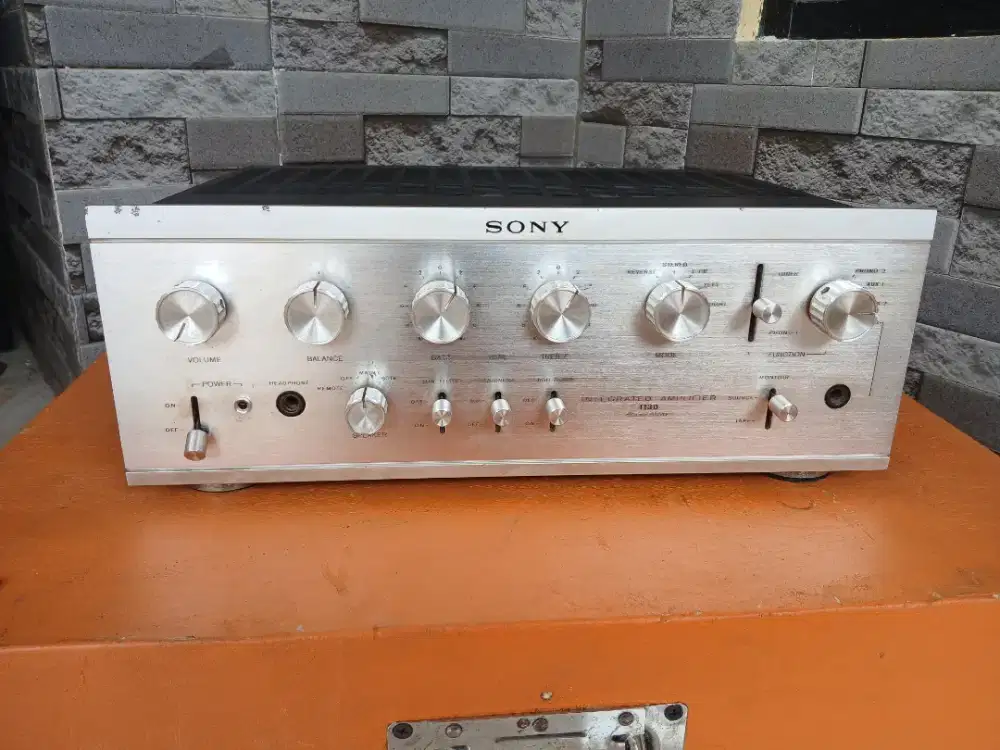 ampli SONY 1130 solid state
