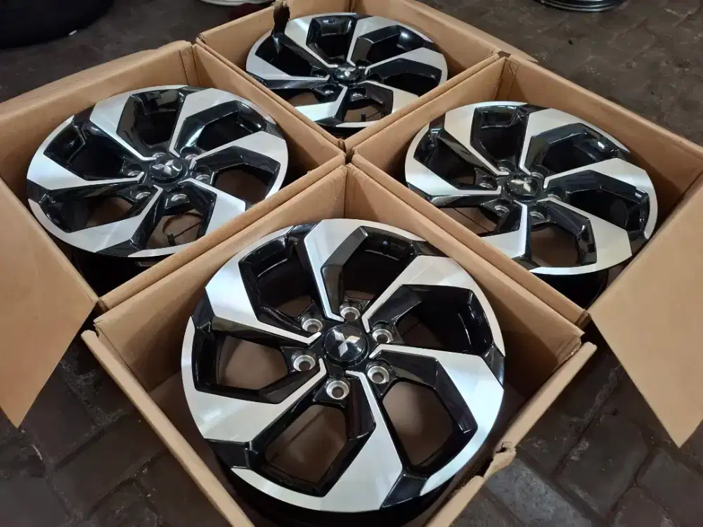 Velg Ori NEW Mitsubishi Pajero Dakar 2026 R18 Exceed GLX Strada Triton