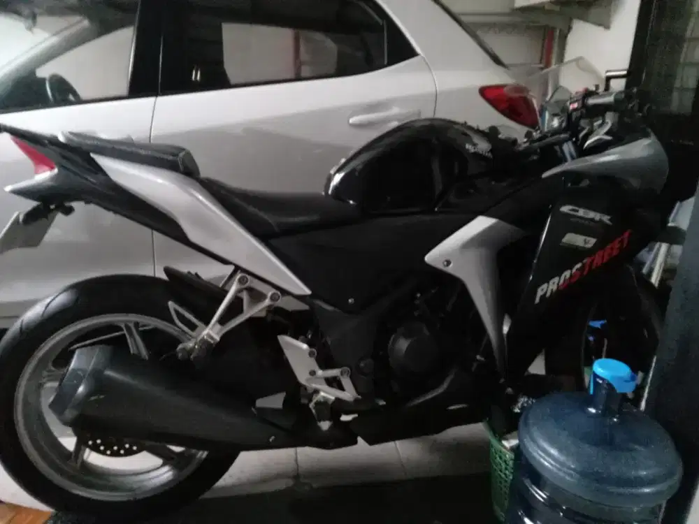 CBR250 KOLEKSI TINGGAL PAKAI