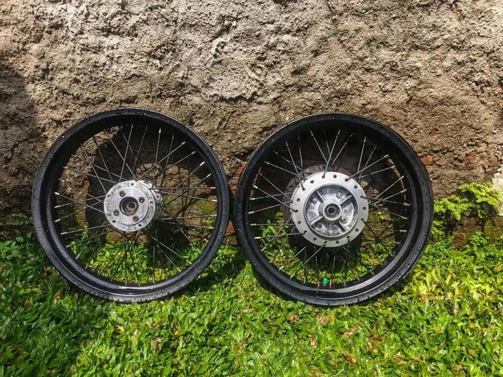 Velg Jari Jari Motor R17