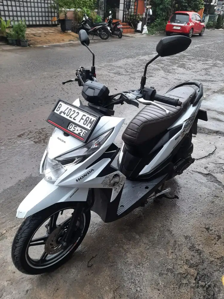 Honda Beat Street 2018 ss lengkap mesin bagus pajak hidup Bekasi Kab