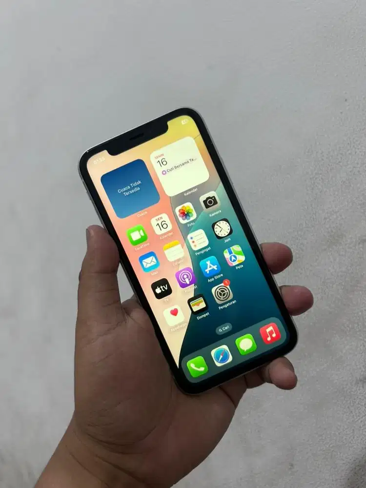 Iphone Xr 64GB wifi onlyy simlockk hp kabell