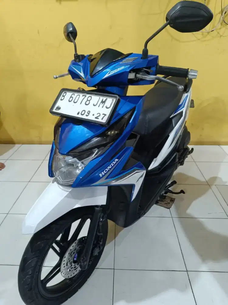 Beat eco biru putih