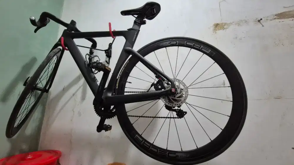 Jual Sepeda Road Bike Full Carbon  Jarang di pakai