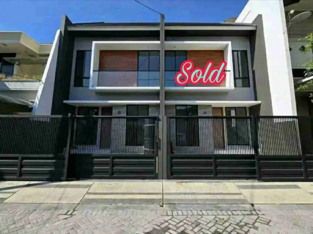 Sisa 1 Unit Rumah Baru 2 Lantai siap Huni di Kutisari Indah, Sby Timur