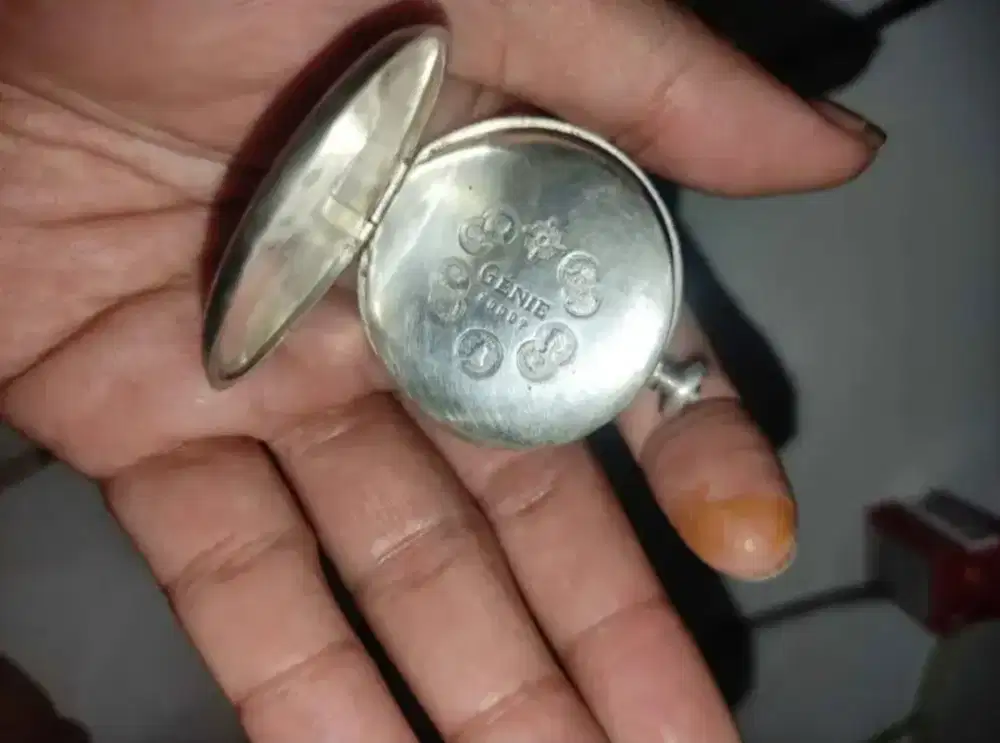 Bandul Liontin Perak