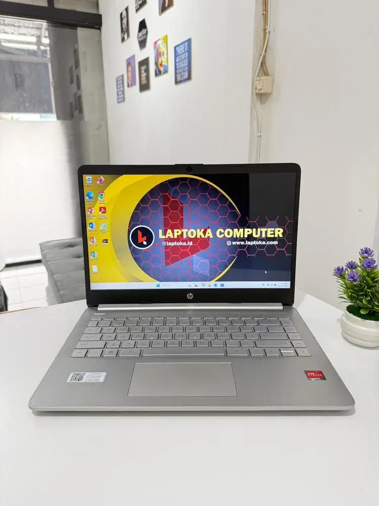 Di jual laptop hp 14s ssd 512gb vga 2gb