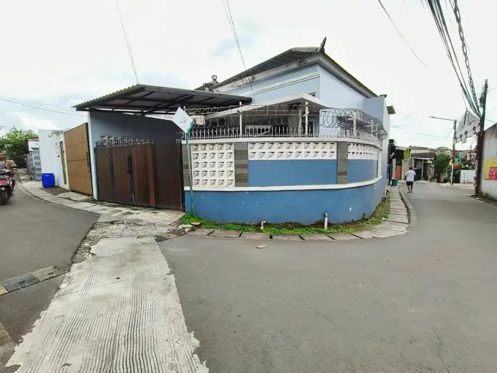 Rumah second dijual strategis Hook 775jt(90m²) Cimanggis Depok