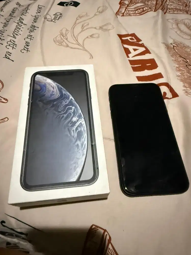 Bismillah jual iphone xr 128 warna black ibox bh 81%