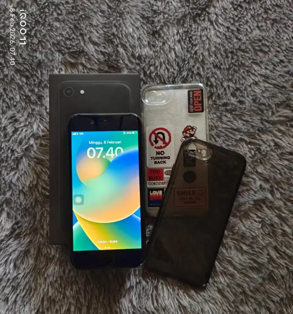 iPhone 8 64Gb Black Ex iBox Resmi Indonesia