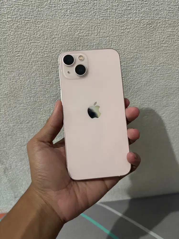 iPhone 13 ibox pink
