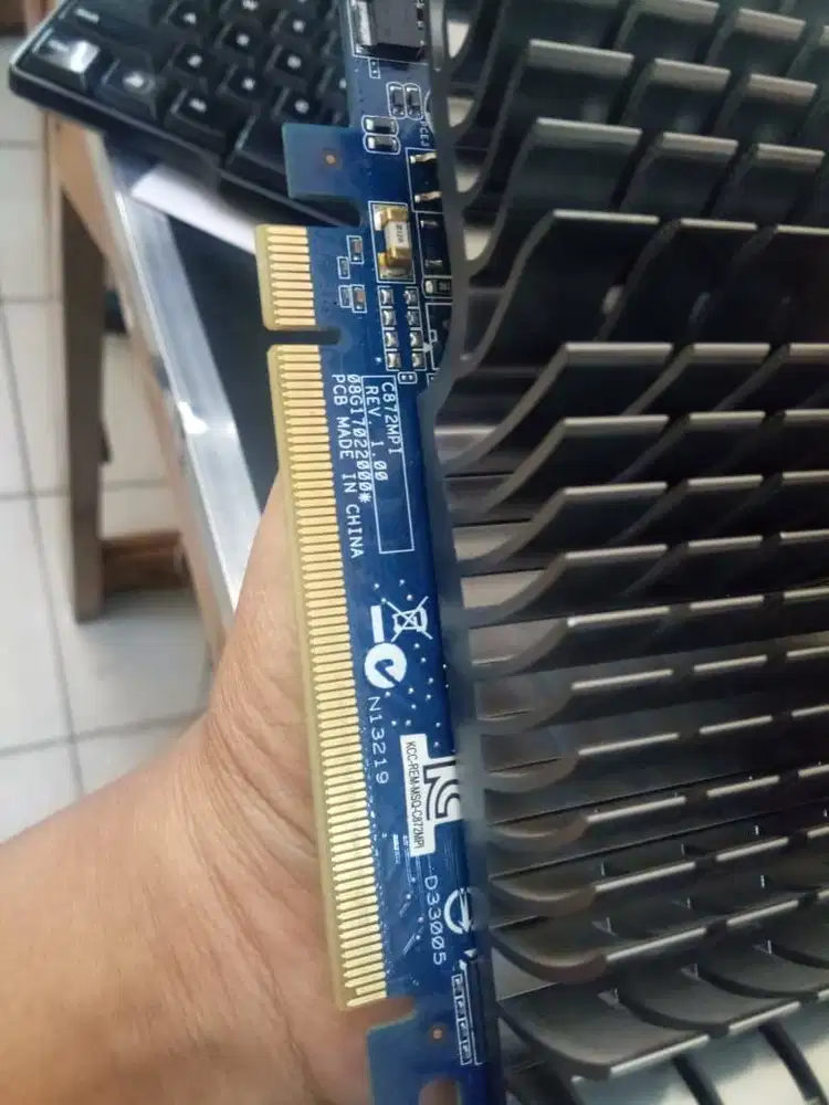 VGA Asus DDR3 1GB