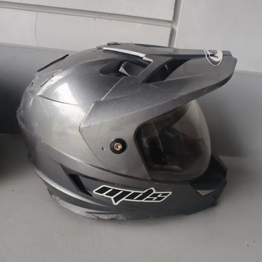 Jual Helm 2nd merk MDS