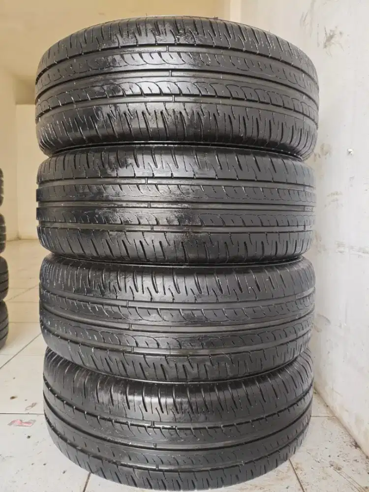 GT Radial Ring 17 215 60 R16