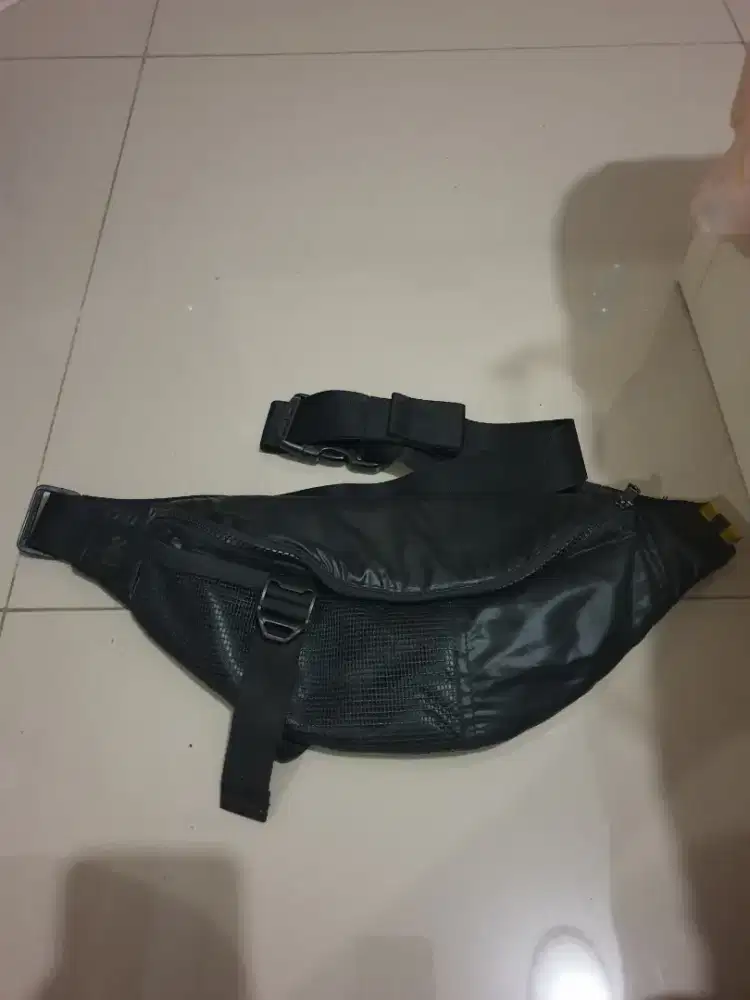 Waistbag Pria Merk Sidekick Project