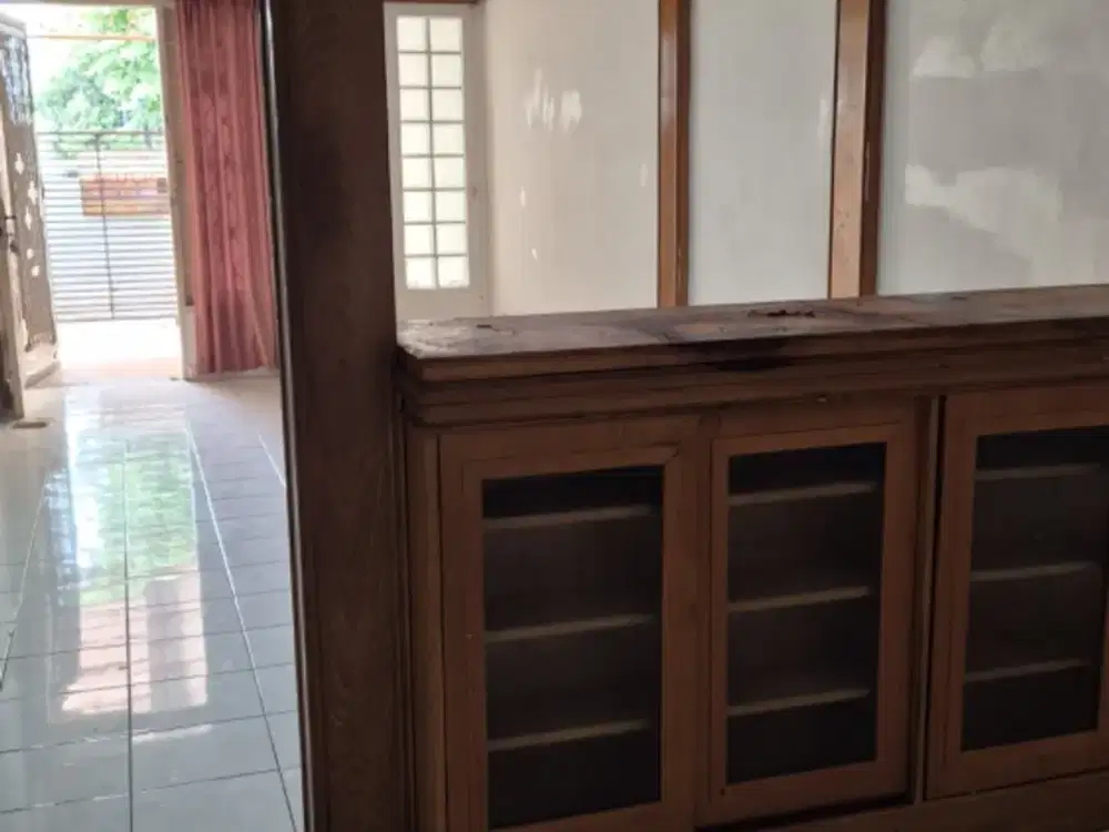 DIJUAL RUMAH CANTIK DEPAN TAMAN HADAP BARAT LAUT JUAL MURAH DI CITRA GARDEN 3