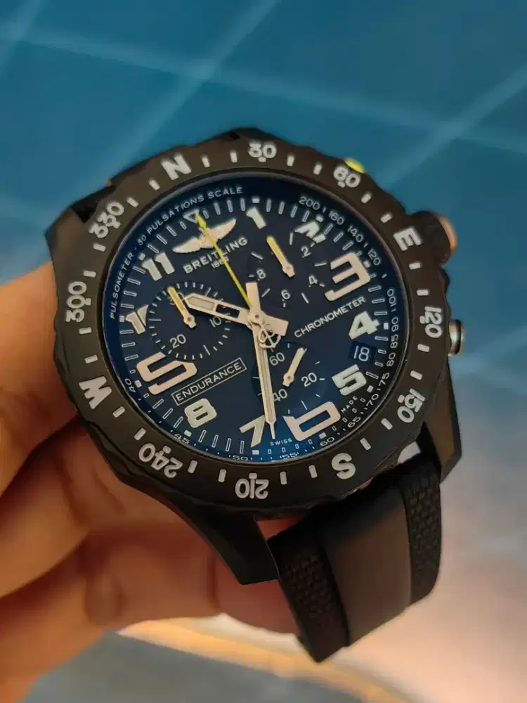 Jam Tangan Breitling Endurance Pro Black Edition