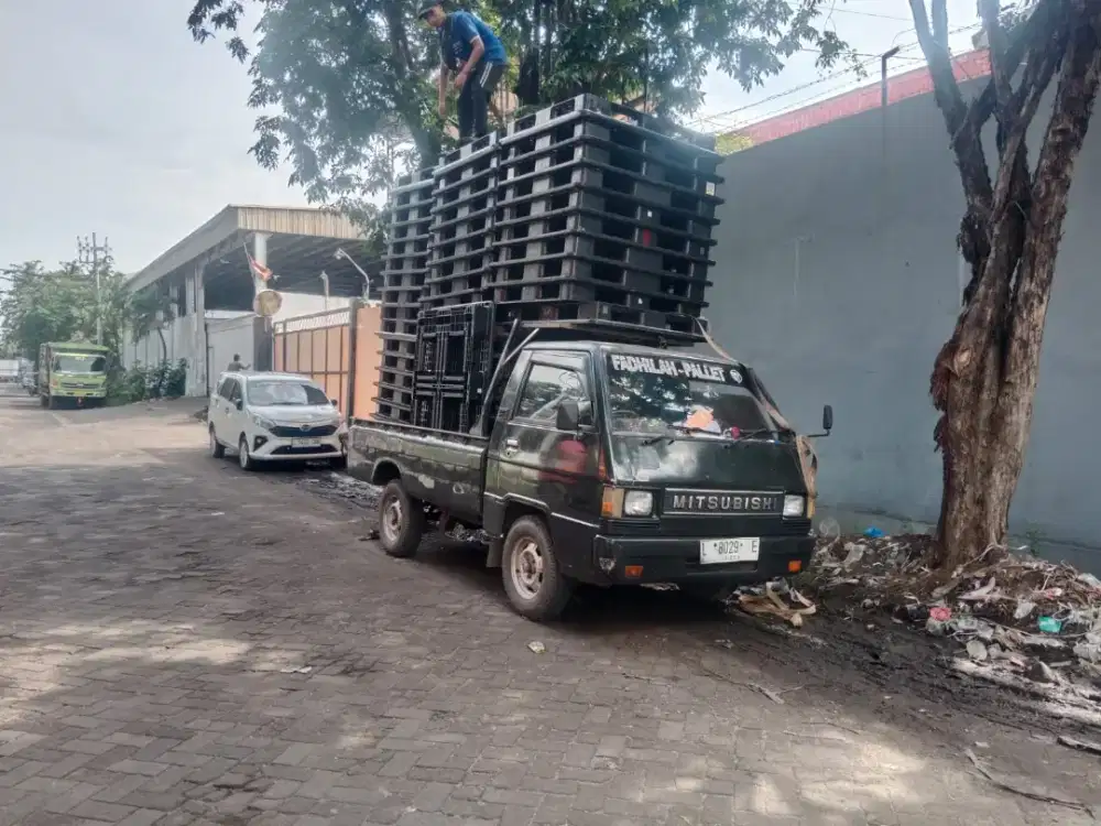 Pallet plastik bekas aman
