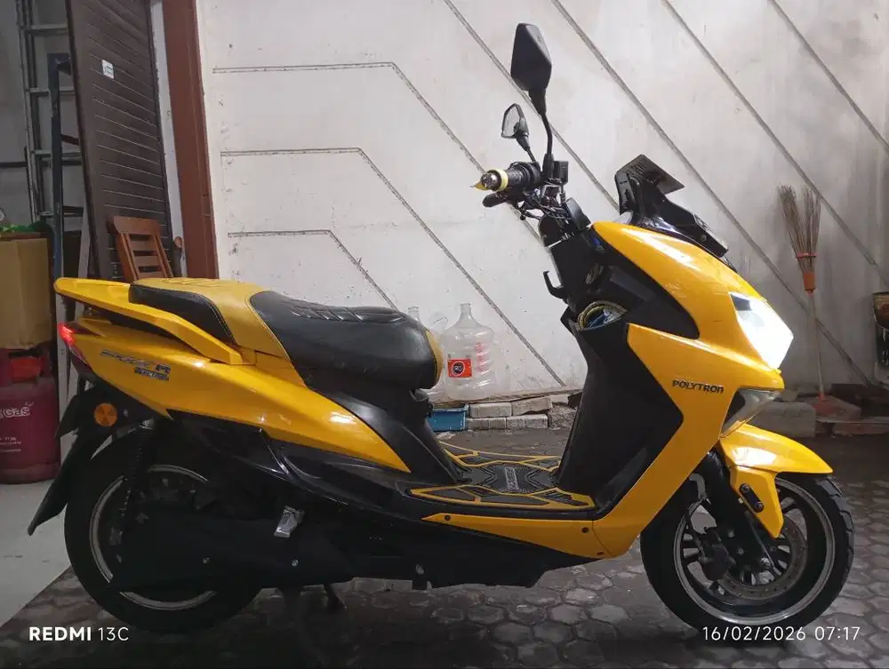 Polytron Fox R 2024 Motor Listrik