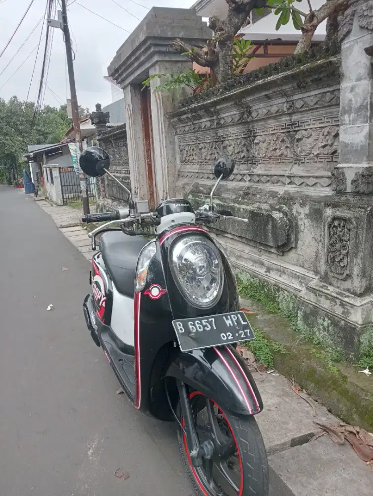 dijual honda scoppy tahun 2012