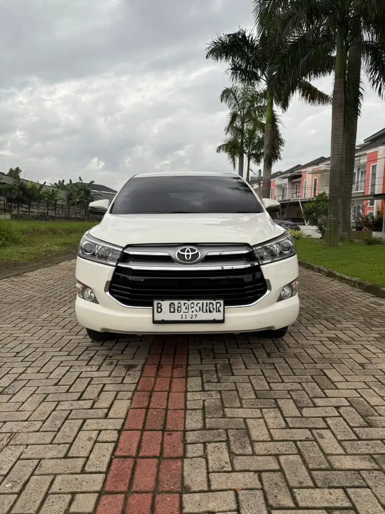 Toyota Kijang Innova V Matic Diesel 2017