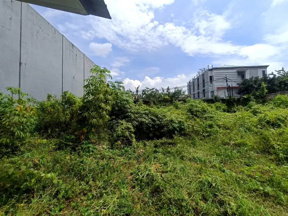 Tanah Luas di Gondangdia Menteng Jakarta Pusat