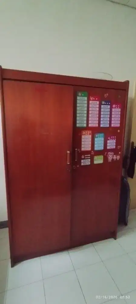 Lemari Pakaian Kayu Jati Belanda