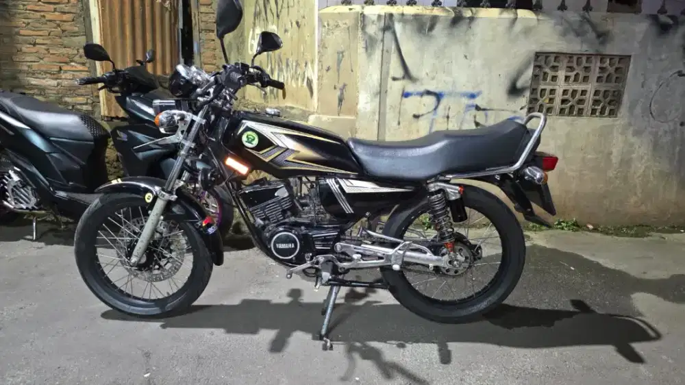 Yamaha rx king. MOTOR RAWATAN. SIAP TOURING JAUH.