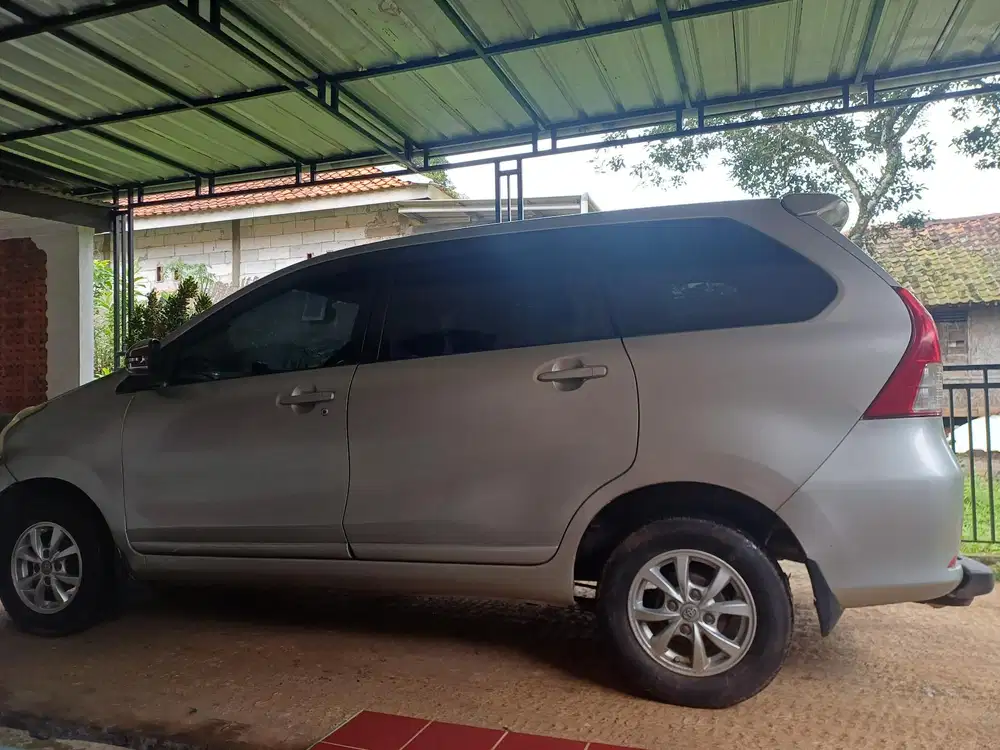 Toyota Avanza 2013 Bensin