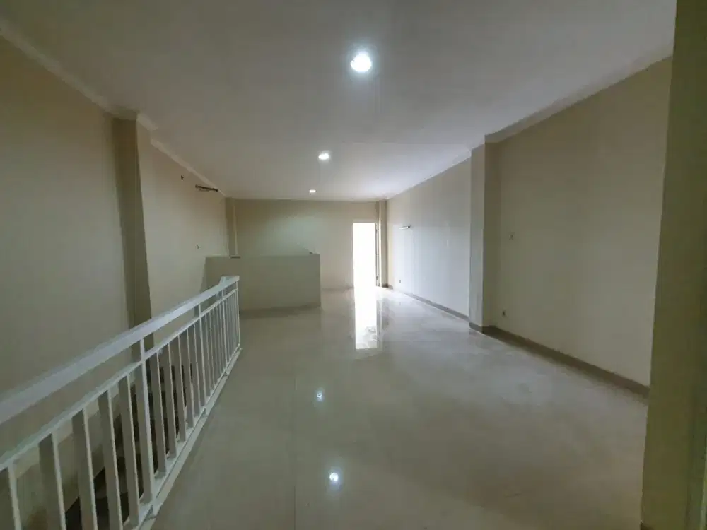 Ruko Cinere Disewa - Stategis dan Aman