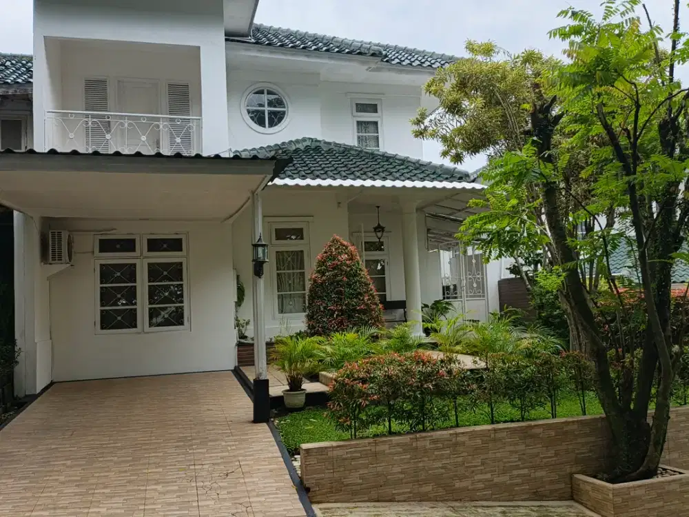 Rumah Elegan Sangat Terawat, sangat Langka! Legalitas SHM aman di Sentul City, Sekali lihat pasti jatuh cinta