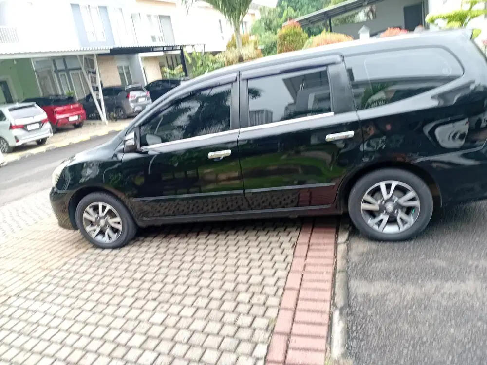 Nissan Grand Livina 2018 Bensin Tangan Pertama Surat Lengkap