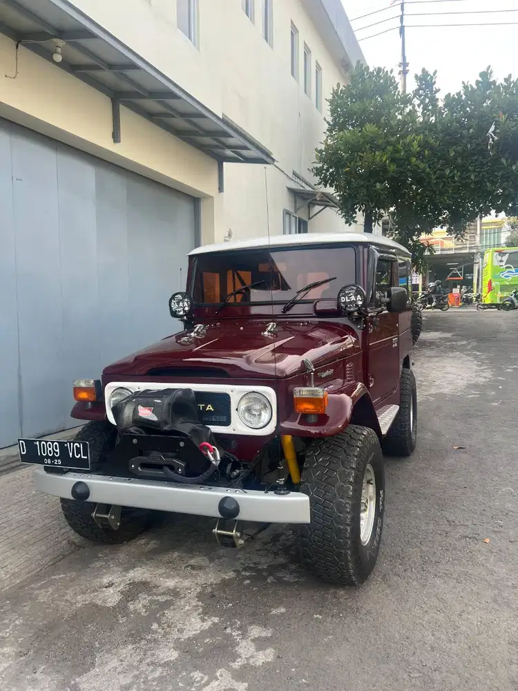 Toyota Land Cruiser Asli Diesel BJ40 Hard Top Tahun 1982