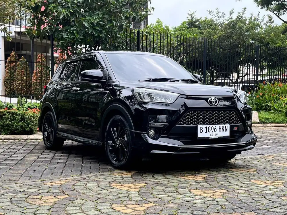 Termurah Raize 1.0 Turbo Sport GR AT Automatic 2022 RAWATAN