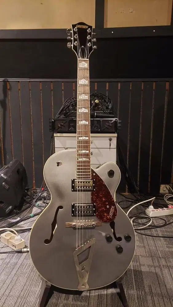 Guitar gretch G 2040