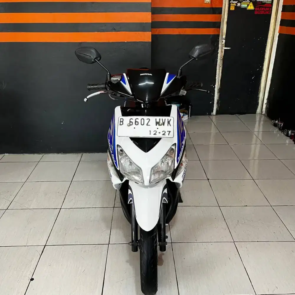 Vario karbu taun 2008