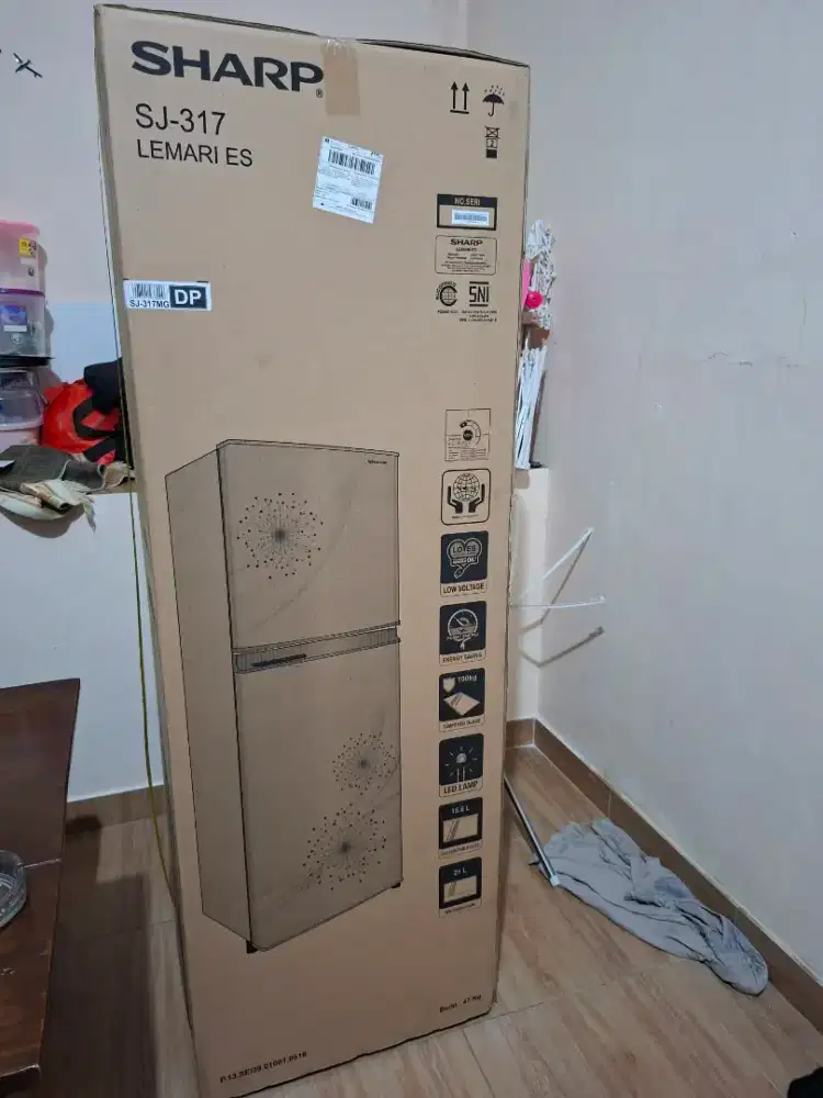 Kulkas baru blum pernah dipakai...bukan hasil doorprize