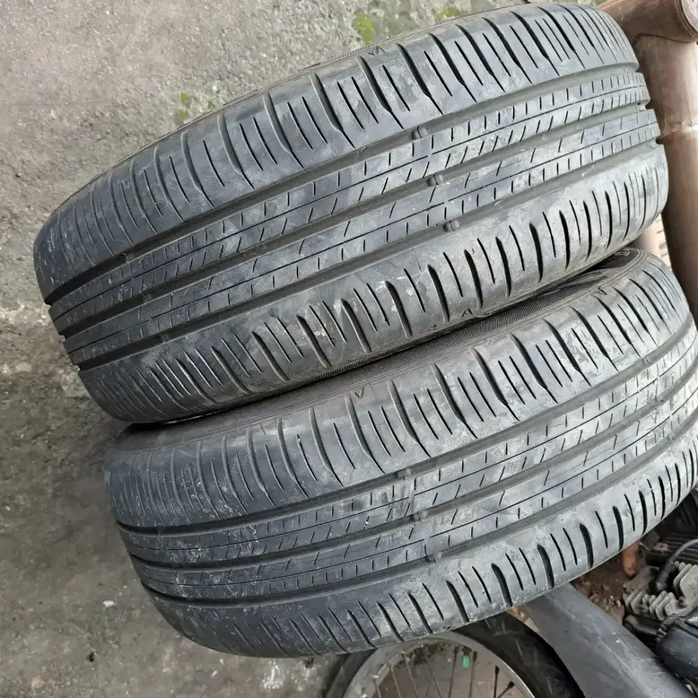 205 55 r17 ban dunlop 2pcs