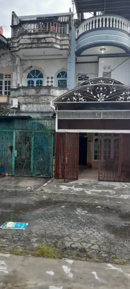 Disewakan/dijual rumah full furnished