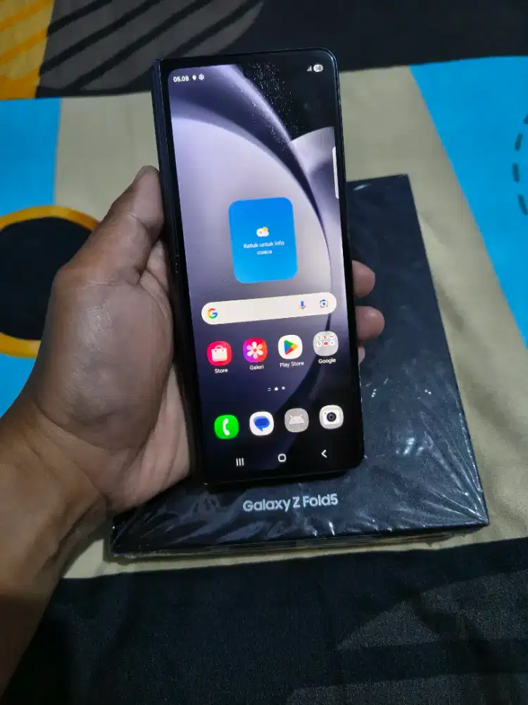 Samsung Z Fold5 ram 12/512