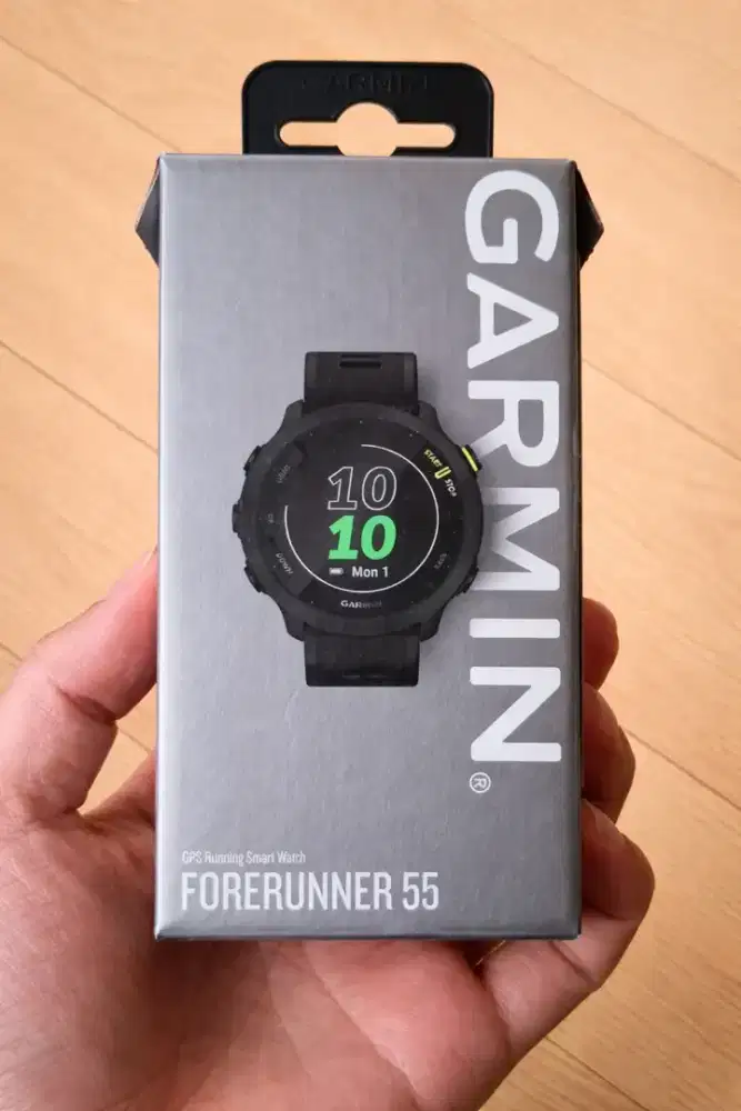 Jam tangan GARMIN Forerunner 55