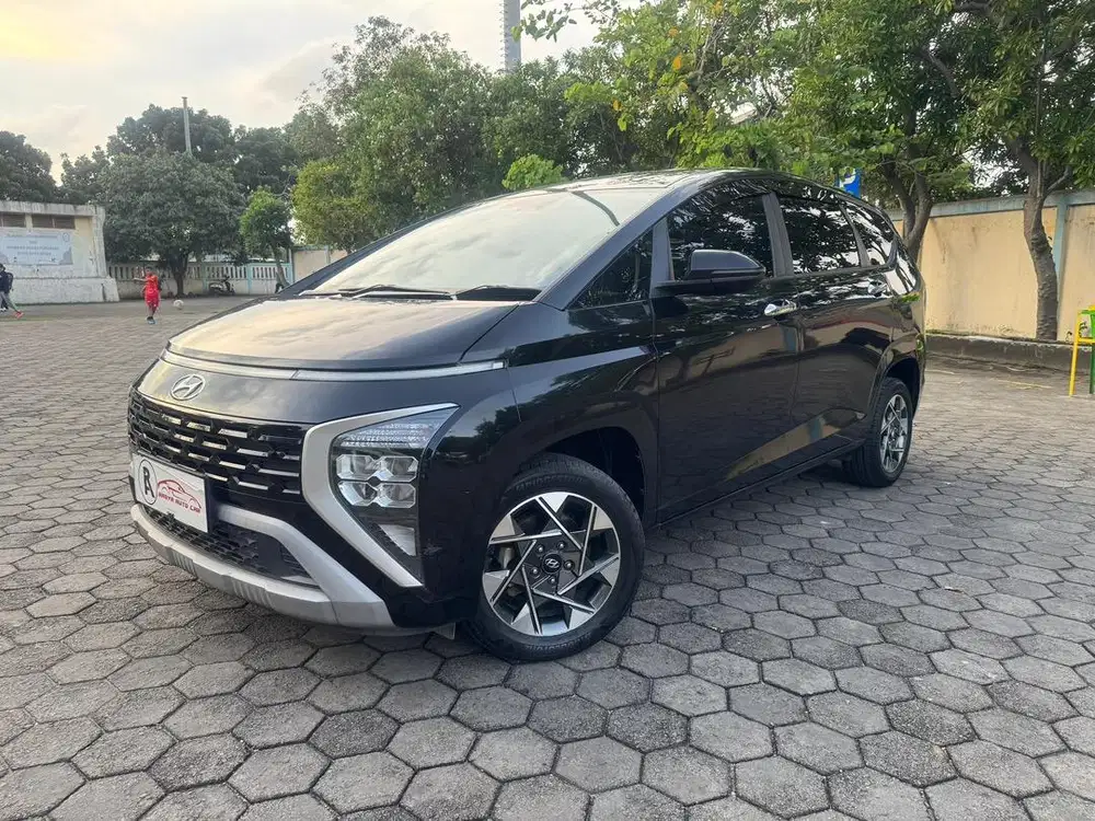 Hyundai Stargazer 1.5 Prime At 2023 Captain Seat