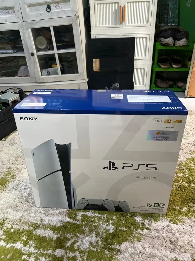 Ps5 slim Disc garansi Indonesia pembelian hari ini 2 stick bundle