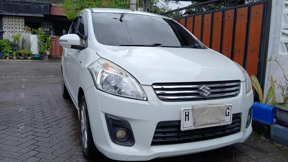 Suzuki Ertiga 2014 AT An. Sendiri Tangan Pertama dr Baru
