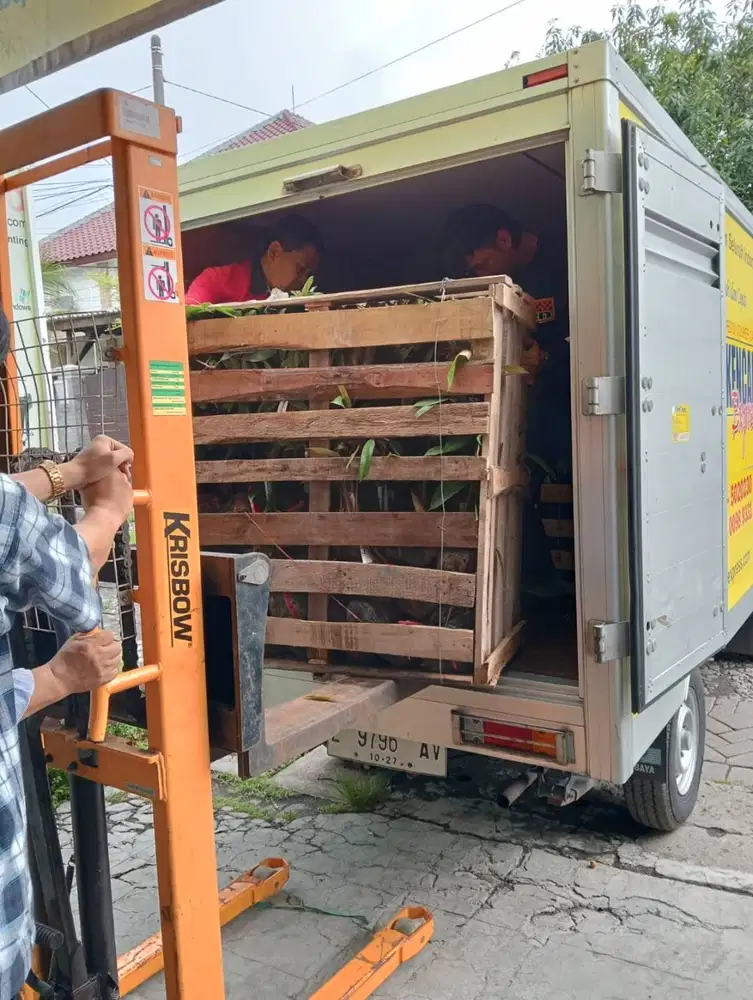 Jasa pengiriman barang ke seluruh Indonesia