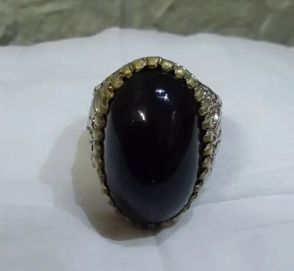 Batu Cincin Yaman Wulung hitam pekat