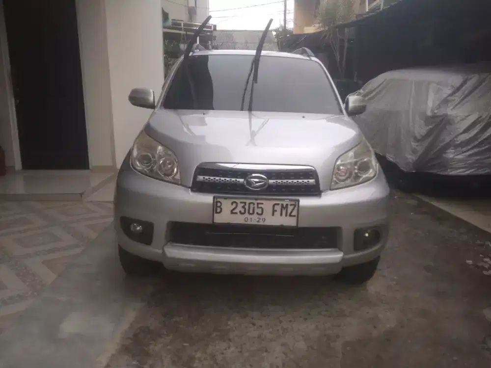 DAIHATSU TERIOS TX MATIC 2011