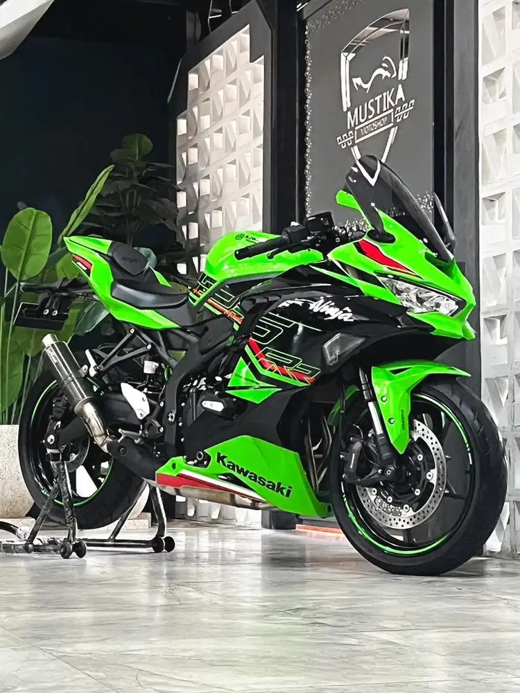 Stok Terbatas!!Kawasaki ZX25RR ABS th 2022 - Ayu Mustika