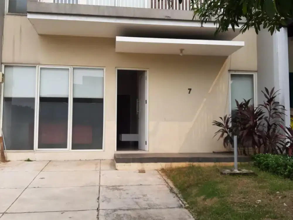 Rumah Ini Terlalu Cantik untuk Dibiarkan Kosong. Yuk, Jadi Pemiliknya! Lokasi Strategis Dan Bebas Banjir Joglo Kembang